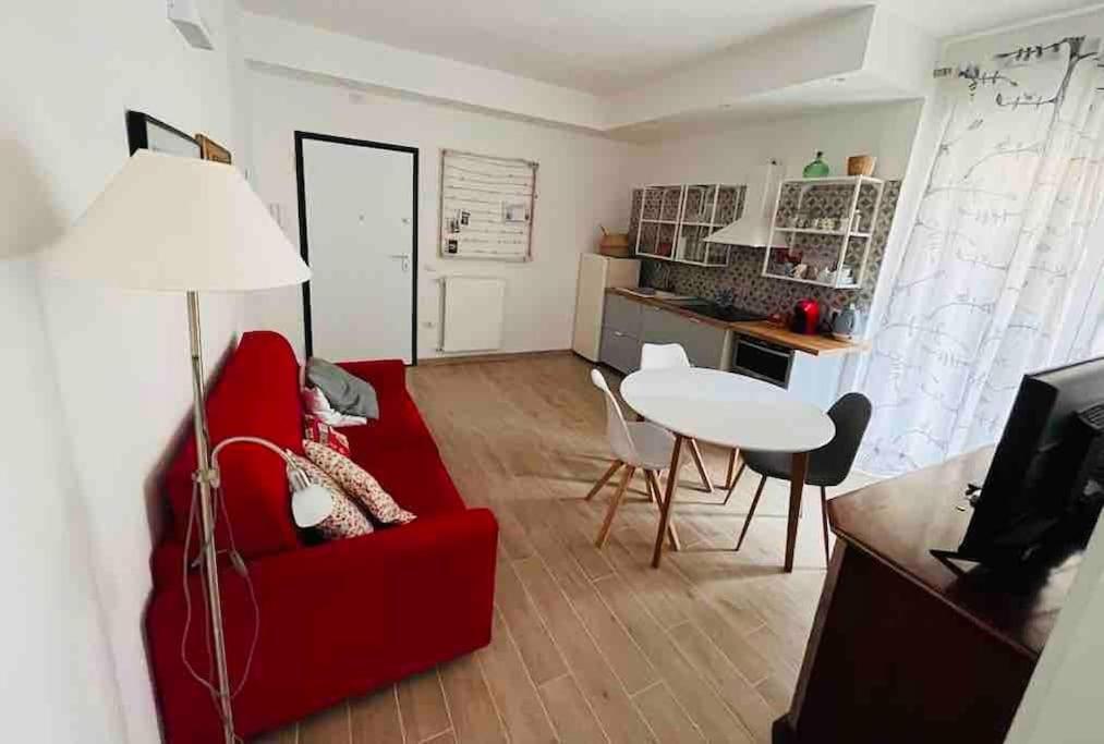 Cozy And Warm Flat In Villanova - Cagliari Exterior foto